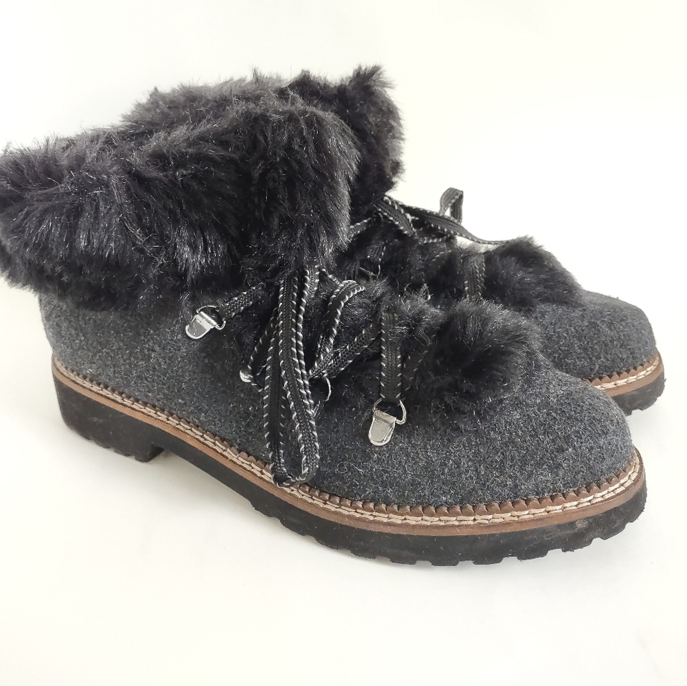 Franco Sarto Women's Harlin Boots Size 9 Faux Fur Lace Up Gray Wool Bootie EUC